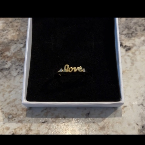 Diamond Love Ring - Picture 6 of 7